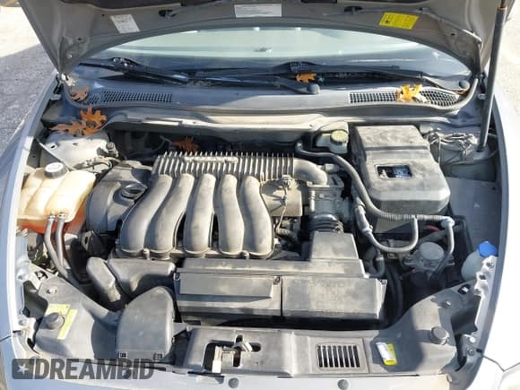 ✅ 2004 Volvo S40 • VIN: YV1MS382642028019 • Лот: 43767476. Опубликован ранее на IAAI с пробегом 261 700 миль. Бесплатный доступ к архиву аукционных продаж из США и подробный отчёт об истории автомобиля на DreamBid. Изображение 10.