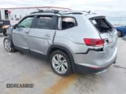 ✅ 2023 Volkswagen Atlas SE • VIN: 1V2JR2CA5PC524780 • Lot: 42159506. Wystawiony na IAAI z przebiegiem 35 592 mil. Bezpłatny archiwum sprzedaży aukcyjnych z USA i szczegółowy raport historii pojazdu na DreamBid. Zdjęcie 3.
