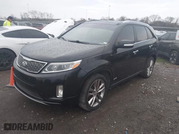 ✅ 2014 Kia Sorento SX Limited • VIN: 5XYKWDA79EG449141 • Lot: 43770741. Wystawiony na IAAI z przebiegiem 149 639 mil. Bezpłatny archiwum sprzedaży aukcyjnych z USA i szczegółowy raport historii pojazdu na DreamBid. Zdjęcie 2.