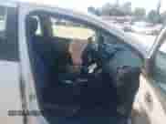 2015 Chevrolet Sonic LS z VIN 1G1JA5SG0F4118892, wystawiony jako IAAI lot #43427632 z przebiegiem 42 348 mil mil oraz . Historia ofert i sprzedaży dostępna na DreamBid. Obrazek 5.