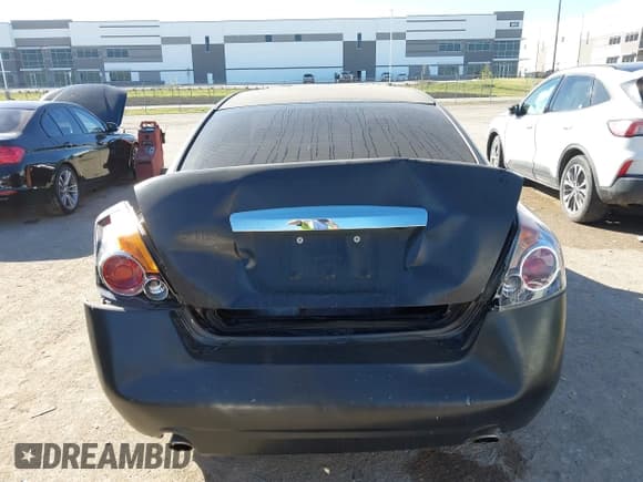✅ 2011 Nissan Altima SL • VIN: 1N4AL2AP8BN435945 • Lot: 43508311. Listed on IAAI with 188,388 mi. Free auction sales archive from the USA and detailed vehicle history report at DreamBid. Image 16.