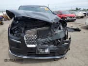 ✅ 2020 Lincoln Corsair Reserve • VIN: 5LMCJ2D99LUL05744 • Lot: 64541395. Wystawiony na Copart z przebiegiem 57 603 mil. Bezpłatny archiwum sprzedaży aukcyjnych z USA i szczegółowy raport historii pojazdu na DreamBid. Zdjęcie 5.