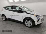 ✅ 2023 Chevrolet Bolt EV 1LT • VIN: 1G1FW6S08P4196189 • Lot: 84117684. Wystawiony na Copart z przebiegiem Nie podano. Bezpłatny archiwum sprzedaży aukcyjnych z USA i szczegółowy raport historii pojazdu na DreamBid. Zdjęcie 4.