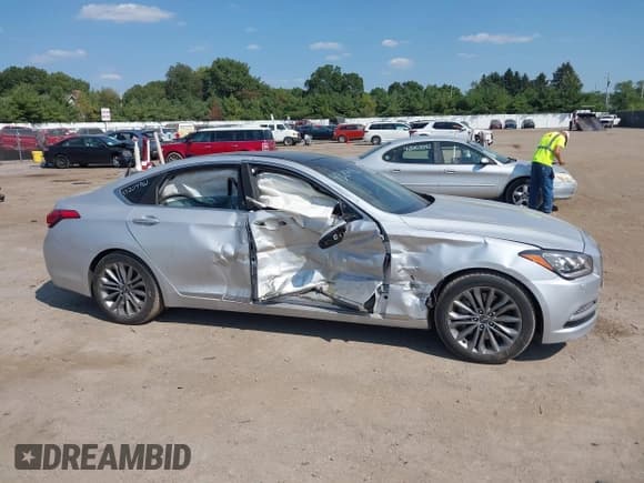 ✅ 2017 Genesis G80 3.8L • VIN: KMHGN4JE5HU192243 • Lot: 43204961. Listed on IAAI with 88,904 mi. Free auction sales archive from the USA and detailed vehicle history report at DreamBid. Image 13.