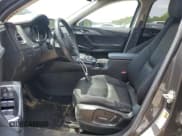 ✅ 2018 Mazda CX-9 Sport • VIN: JM3TCABY0J0219921 • Lot: 60023985. Wystawiony na Copart z przebiegiem 113 685 mil. Bezpłatny archiwum sprzedaży aukcyjnych z USA i szczegółowy raport historii pojazdu na DreamBid. Zdjęcie 7.