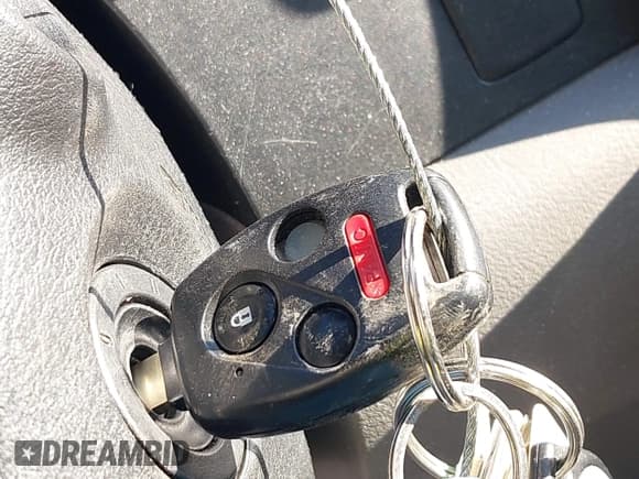 ✅ 2009 Honda CR-V EX • VIN: JHLRE48549C009041 • Лот: 43732570. Опубликован ранее на IAAI с пробегом 184 226 миль. Бесплатный доступ к архиву аукционных продаж из США и подробный отчёт об истории автомобиля на DreamBid. Изображение 11.