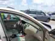 2006 Hyundai Azera SE с VIN KMHFC46F56A052338, выставлен на аукционе IAAI как лот 42546156 с пробегом 165 535 миль миль и . История ставок и продаж доступна на DreamBid. Изображение 5.