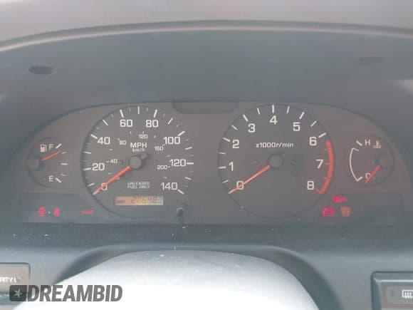 ✅ 2000 Nissan Altima XE • VIN: 1N4DL01D0YC124294 • Lot: 43026660. Wystawiony na IAAI z przebiegiem 206 483 mil. Bezpłatny archiwum sprzedaży aukcyjnych z USA i szczegółowy raport historii pojazdu na DreamBid. Zdjęcie 7.