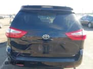 ✅ 2016 Toyota Sienna LE • VIN: 5TDKK3DC6GS725084 • Lot: 43713814. Listed on IAAI with 102,910 mi. Free auction sales archive from the USA and detailed vehicle history report at DreamBid. Image 16.