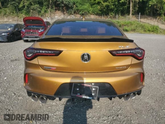 ✅ 2021 Acura TLX Type S • VIN: 19UUB7F08MA001068 • Lot: 69043555. Listed on Copart with 2,663 mi. Free auction sales archive from the USA and detailed vehicle history report at DreamBid. Image 6.