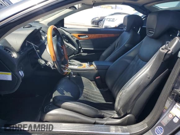 ✅ 2009 Mercedes-Benz SL 550 • VIN: WDBSK71FX9F153489 • Lot: 67270335. Listed on Copart with 93,419 mi. Free auction sales archive from the USA and detailed vehicle history report at DreamBid. Image 7.