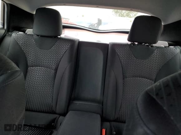 ✅ 2017 Toyota Prius Plus • VIN: JTDKARFP5H3010225 • Lot: 91607785. Wystawiony na Copart z przebiegiem 108 219 mil. Bezpłatny archiwum sprzedaży aukcyjnych z USA i szczegółowy raport historii pojazdu na DreamBid. Zdjęcie 10.