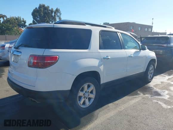 2008 Saturn Outlook XR z VIN 5GZER23798J200220, wystawiony jako IAAI lot #43607225 z przebiegiem 169 658 mil mil oraz . Historia ofert i sprzedaży dostępna na DreamBid. Obrazek 4.