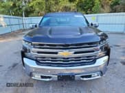 ✅ 2019 Chevrolet Silverado 1500 LTZ • VIN: 3GCUYGED4KG105573 • Lot: 89735075. Wystawiony na Copart z przebiegiem 168 318 mil. Bezpłatny archiwum sprzedaży aukcyjnych z USA i szczegółowy raport historii pojazdu na DreamBid. Zdjęcie 5.