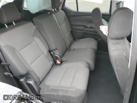 ✅ 2018 Chevrolet Traverse LS • VIN: 1GNEVFKW3JJ238391 • Lot: 67797394. Wystawiony na Copart z przebiegiem 58 194 mil. Bezpłatny archiwum sprzedaży aukcyjnych z USA i szczegółowy raport historii pojazdu na DreamBid. Zdjęcie 11.