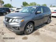 ✅ 2019 Nissan Pathfinder S • VIN: 5N1DR2MMXKC633330 • Лот: 64397035. Опубликован ранее на Copart с пробегом 190 196 миль. Бесплатный доступ к архиву аукционных продаж из США и подробный отчёт об истории автомобиля на DreamBid. Изображение 1.