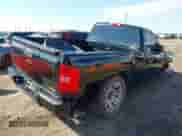 2012 Chevrolet Silverado 1500 Work Truck z VIN 1GCNCPEX6CZ201218, wystawiony jako IAAI lot #43355011 z przebiegiem 127 659 mil mil oraz . Historia ofert i sprzedaży dostępna na DreamBid. Obrazek 4.