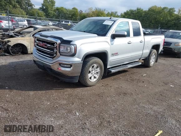 ✅ 2016 GMC Sierra 1500 SLE • VIN: 1GTV2MEC4GZ221083 • Лот: 43421681. Опубликован ранее на IAAI с пробегом 64 917 миль. Бесплатный доступ к архиву аукционных продаж из США и подробный отчёт об истории автомобиля на DreamBid. Изображение 19.