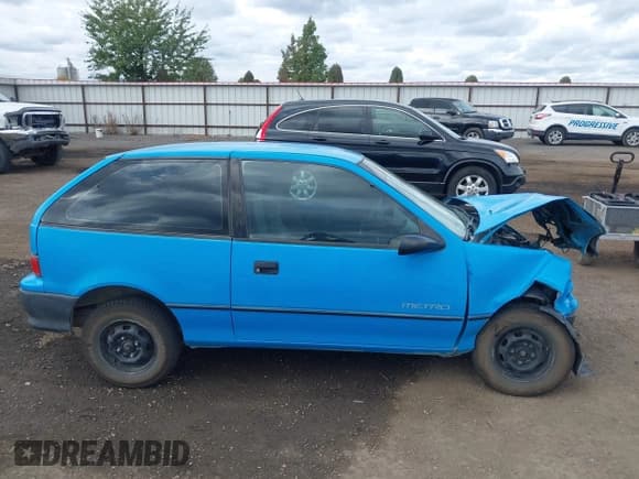 ✅ 1992 Geo Metro • VIN: 2C1MR2464N6719118 • Лот: 43348583. Опубликован ранее на IAAI с пробегом 91 693 миль. Бесплатный доступ к архиву аукционных продаж из США и подробный отчёт об истории автомобиля на DreamBid. Изображение 14.