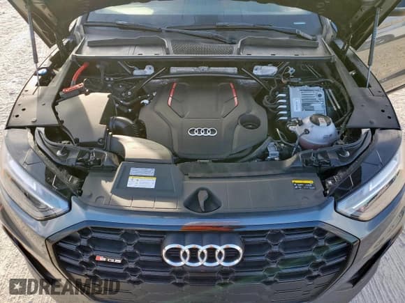 ✅ 2024 Audi SQ5 Premium Plus • VIN: WA1B4AFY0R2011267 • Lot: 66328495. Wystawiony na Copart z przebiegiem 11 945 mil. Bezpłatny archiwum sprzedaży aukcyjnych z USA i szczegółowy raport historii pojazdu na DreamBid. Zdjęcie 12.