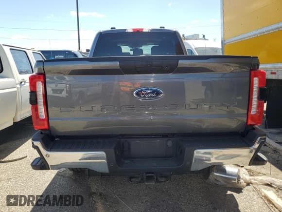 ✅ 2023 Ford F-250 XL • VIN: 1FT7W2BN6PEC14943 • Lot: 52540055. Listed on Copart with 15,451 mi. Free auction sales archive from the USA and detailed vehicle history report at DreamBid. Image 6.