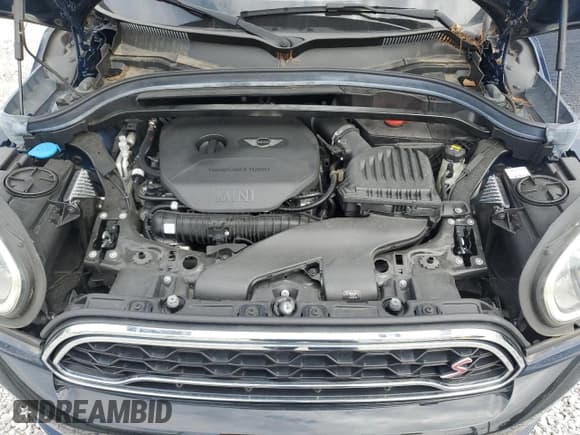 ✅ 2018 MINI Countryman Cooper S • VIN: WMZYT5C36J3D81885 • Lot: 68895785. Wystawiony na Copart z przebiegiem 16 790 mil. Bezpłatny archiwum sprzedaży aukcyjnych z USA i szczegółowy raport historii pojazdu na DreamBid. Zdjęcie 11.