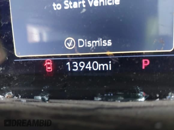 ✅ 2020 Chevrolet Silverado 1500 LTZ • VIN: 1GCUYGEL6LZ281209 • Lot: 42158586. Wystawiony na IAAI z przebiegiem 13 940 mil. Bezpłatny archiwum sprzedaży aukcyjnych z USA i szczegółowy raport historii pojazdu na DreamBid. Zdjęcie 15.