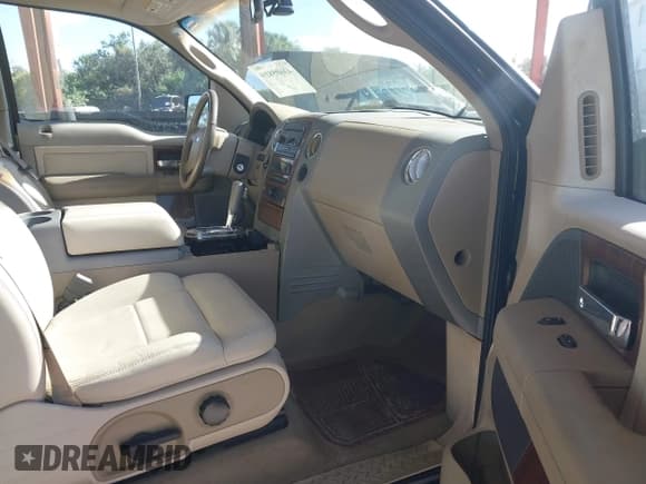 ✅ 2004 Ford F-150 XL • VIN: 1FTPX12514NA15320 • Lot: 43605819. Wystawiony na IAAI z przebiegiem 82 250 mil. Bezpłatny archiwum sprzedaży aukcyjnych z USA i szczegółowy raport historii pojazdu na DreamBid. Zdjęcie 5.