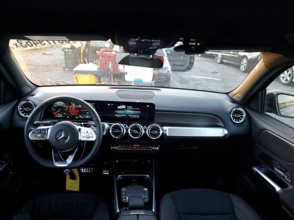 ✅ 2022 Mercedes-Benz EQB 300 • VIN: W1N9M0KB6NN011663 • Lot: 36179463. Wystawiony na Copart z przebiegiem 383 mil. Bezpłatny archiwum sprzedaży aukcyjnych z USA i szczegółowy raport historii pojazdu na DreamBid. Zdjęcie 8.