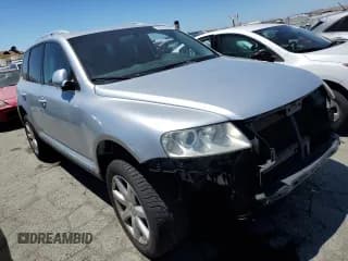 ✅ 2004 Volkswagen Touareg • VIN: WVGCM77L74D059969 • Lot: 68238193. Wystawiony na Copart z przebiegiem Nie podano. Bezpłatny archiwum sprzedaży aukcyjnych z USA i szczegółowy raport historii pojazdu na DreamBid. Zdjęcie 4.