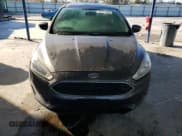 ✅ 2018 Ford Focus SE • VIN: 1FADP3FE4JL276933 • Lot: 90671225. Listed on Copart with 89,503 mi. Free auction sales archive from the USA and detailed vehicle history report at DreamBid. Image 5.