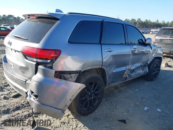 ✅ 2019 Jeep Grand Cherokee Laredo E • VIN: 1C4RJEAG3KC732265 • Лот: 41475107. Опубликован ранее на IAAI с пробегом 126 434 миль. Бесплатный доступ к архиву аукционных продаж из США и подробный отчёт об истории автомобиля на DreamBid. Изображение 4.