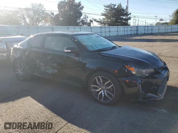 ✅ 2016 Scion tC • VIN: JTKJF5C79GJ014436 • Lot: 86107315. Listed on Copart with 115,686 mi. Free auction sales archive from the USA and detailed vehicle history report at DreamBid. Image 4.