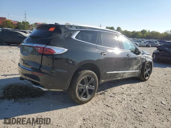 ✅ 2024 Buick Enclave Essence • VIN: 5GAERBKW6RJ114604 • Lot: 71088624. Listed on Copart with Not provided. Free auction sales archive from the USA and detailed vehicle history report at DreamBid. Image 3.