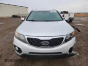 ✅ 2012 Kia Sorento LX • VIN: 5XYKTDA20CG220888 • Lot: 93022795. Wystawiony na Copart z przebiegiem 101 283 mil. Bezpłatny archiwum sprzedaży aukcyjnych z USA i szczegółowy raport historii pojazdu na DreamBid. Zdjęcie 5.