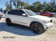 ✅ 2011 BMW X5 35i • VIN: 5UXZV4C55BL410073 • Lot: 92504375. Wystawiony na Copart z przebiegiem 145 483 mil. Bezpłatny archiwum sprzedaży aukcyjnych z USA i szczegółowy raport historii pojazdu na DreamBid. Zdjęcie 4.