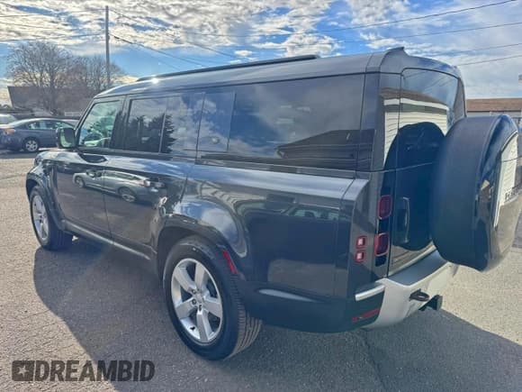 ✅ 2023 Land Rover Defender • VIN: SALEVFEUXP2145415 • Lot: 94402155. Listed on Copart with 81,123 mi. Free auction sales archive from the USA and detailed vehicle history report at DreamBid. Image 2.