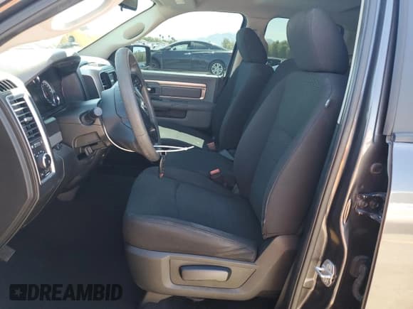 ✅ 2020 Ram 1500 Warlock • VIN: 1C6RR6GG0LS105267 • Лот: 68007745. Опубликован ранее на Copart с пробегом 46 593 миль. Бесплатный доступ к архиву аукционных продаж из США и подробный отчёт об истории автомобиля на DreamBid. Изображение 7.