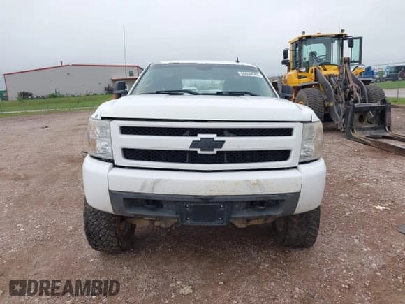 ✅ 2013 Chevrolet Silverado 1500 LT • VIN: 3GCPKSE72DG112942 • Lot: 42868334. Wystawiony na IAAI z przebiegiem Nie podano. Bezpłatny archiwum sprzedaży aukcyjnych z USA i szczegółowy raport historii pojazdu na DreamBid. Zdjęcie 13.