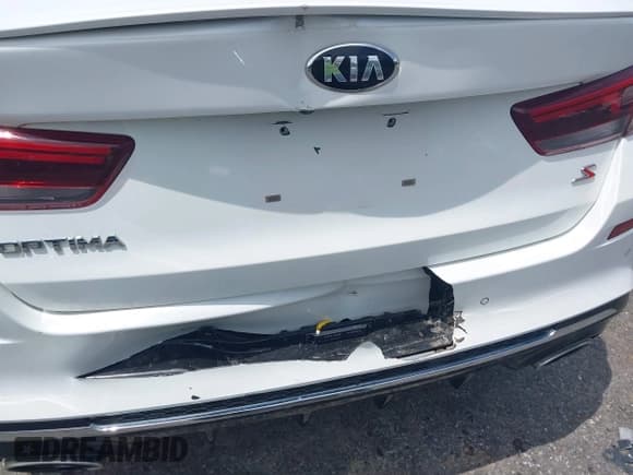 ✅ 2019 Kia Optima S • VIN: 5XXGT4L36KG361723 • Lot: 42484068. Wystawiony na IAAI z przebiegiem 86 433 mil. Bezpłatny archiwum sprzedaży aukcyjnych z USA i szczegółowy raport historii pojazdu na DreamBid. Zdjęcie 20.