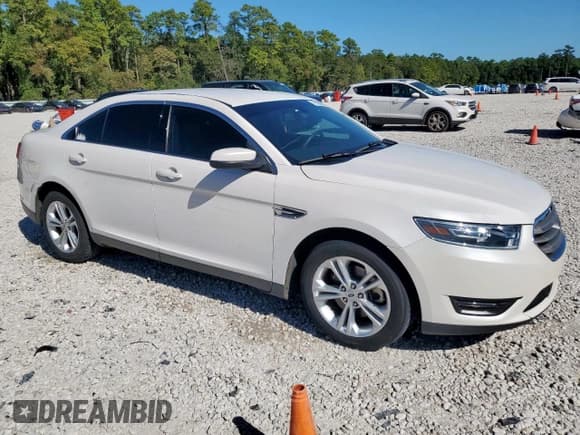 ✅ 2018 Ford Taurus SEL • VIN: 1FAHP2E89JG118622 • Lot: 91196455. Listed on Copart with 76,335 mi. Free auction sales archive from the USA and detailed vehicle history report at DreamBid. Image 4.