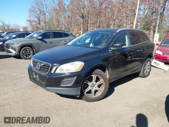 ✅ 2012 Volvo XC60 3.0L • VIN: YV4902DZ8C2299805 • Lot: 43681055. Wystawiony na IAAI z przebiegiem 212 095 mil. Bezpłatny archiwum sprzedaży aukcyjnych z USA i szczegółowy raport historii pojazdu na DreamBid. Zdjęcie 2.