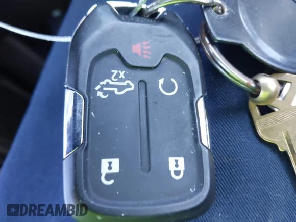 ✅ 2019 Chevrolet Silverado 1500 LT Trail Boss • VIN: 1GCPYFED2KZ152401 • Lot: 42211371. Wystawiony na IAAI z przebiegiem 106 796 mil. Bezpłatny archiwum sprzedaży aukcyjnych z USA i szczegółowy raport historii pojazdu na DreamBid. Zdjęcie 11.