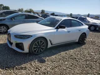 ✅ 2023 BMW i4 eDrive40 • VIN: WBY73AW0XPFP34797 • Lot: 81901885. Wystawiony na Copart z przebiegiem 16 966 mil. Bezpłatny archiwum sprzedaży aukcyjnych z USA i szczegółowy raport historii pojazdu na DreamBid. Zdjęcie 1.