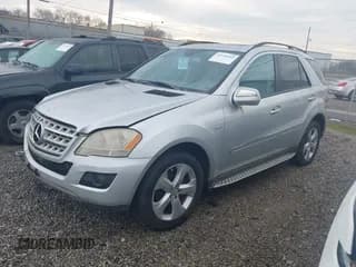 ✅ 2009 Mercedes-Benz M 320 • VIN: 4JGBB25E19A490616 • Лот: 43735953. Опубликован ранее на IAAI с пробегом Не указан. Бесплатный доступ к архиву аукционных продаж из США и подробный отчёт об истории автомобиля на DreamBid. Изображение 2.