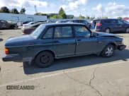 ✅ 1993 Volvo 240 • VIN: YV1AS8317P1486371 • Lot: 51696735. Listed on Copart with 118,630 mi. Free auction sales archive from the USA and detailed vehicle history report at DreamBid. Image 3.