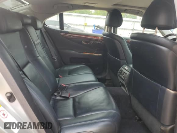 ✅ 2008 Lexus LS 460 • VIN: JTHBL46F985055496 • Lot: 53060695. Listed on Copart with 239,488 mi. Free auction sales archive from the USA and detailed vehicle history report at DreamBid. Image 10.