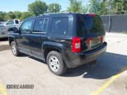 ✅ 2017 Jeep Patriot 75th Anniversary • VIN: 1C4NJPBB0HD102106 • Лот: 43091539. Опубликован ранее на IAAI с пробегом 253 797 миль. Бесплатный доступ к архиву аукционных продаж из США и подробный отчёт об истории автомобиля на DreamBid. Изображение 3.