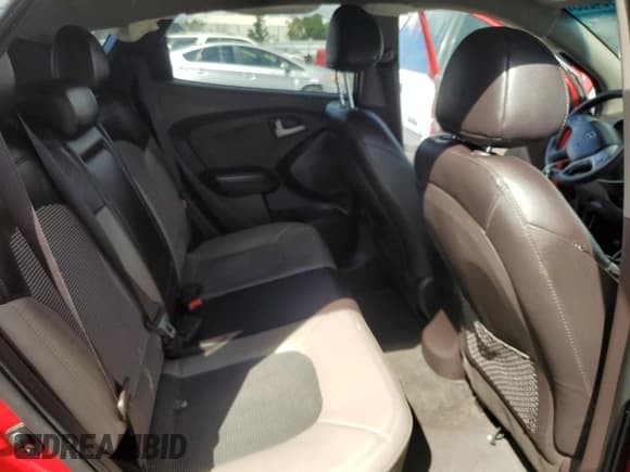 ✅ 2013 Hyundai Tucson GLS • VIN: KM8JUCAC3DU619737 • Lot: 81964205. Listed on Copart with 139,517 mi. Free auction sales archive from the USA and detailed vehicle history report at DreamBid. Image 11.