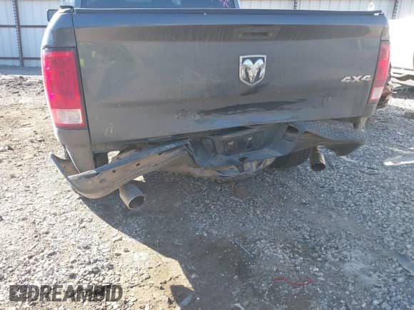 2015 Ram 1500 Express с VIN 1C6RR7FT8FS657351, выставлен на аукционе IAAI как лот 41390374 с пробегом 133 469 миль миль и . История ставок и продаж доступна на DreamBid. Изображение 6.